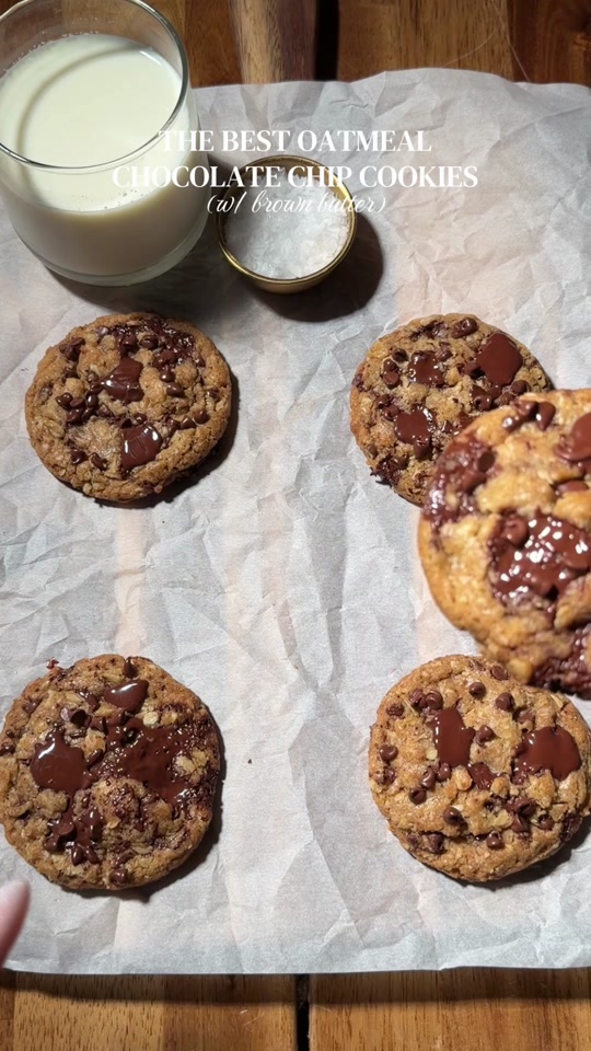 The Best Oatmeal Chocolate Chip Cookies (w/ Brown Butter)