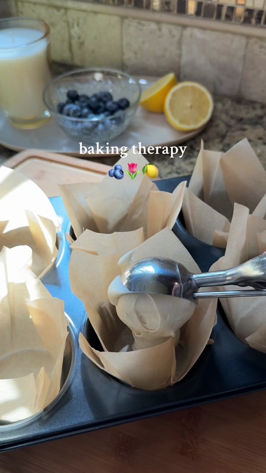Blueberry Lemon Crumble Muffins